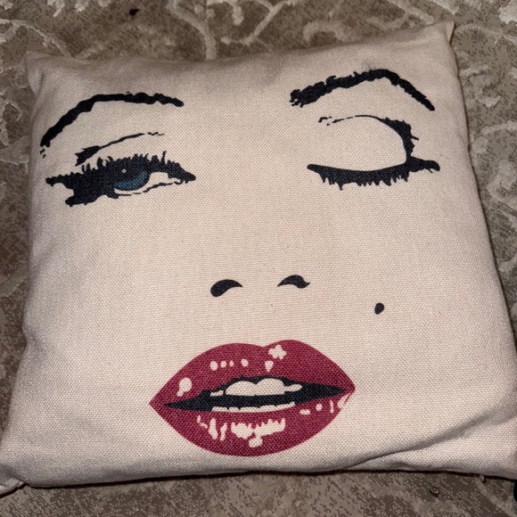Other - Vibrant Red Lips and Dramatic Eyeliner Makeup Art
